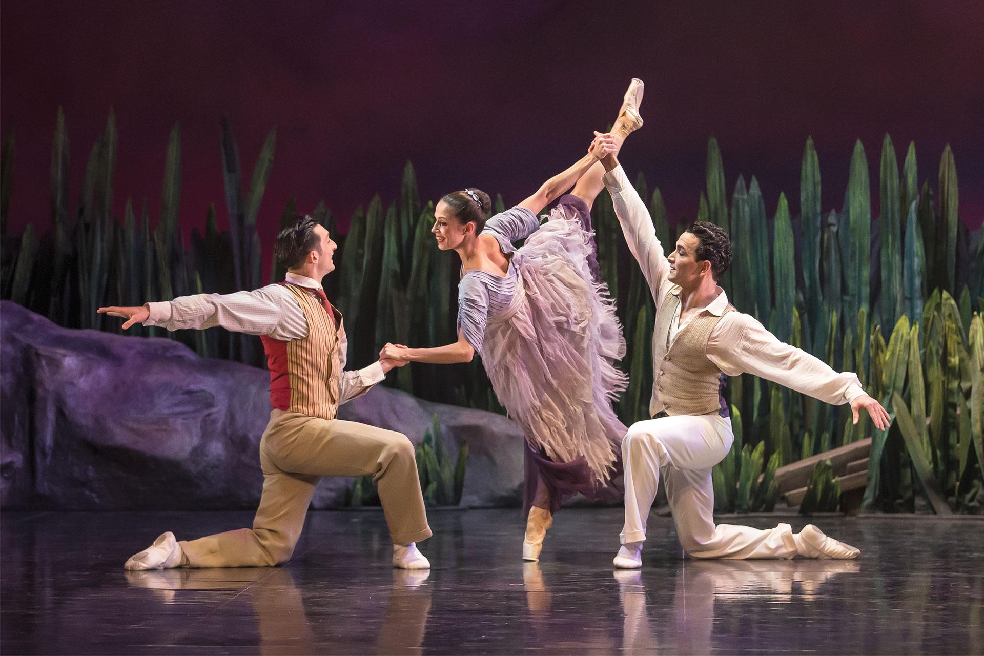 Simon, Odilia and Anthony dance together