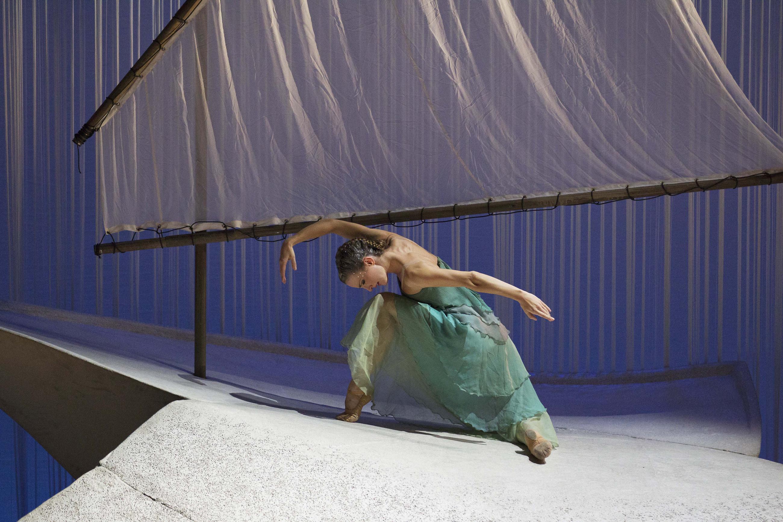 A photo of Northern Ballet's Hannah Bateman in David Nixon OBE's Ondine. Photo Martin Bell, 2012.